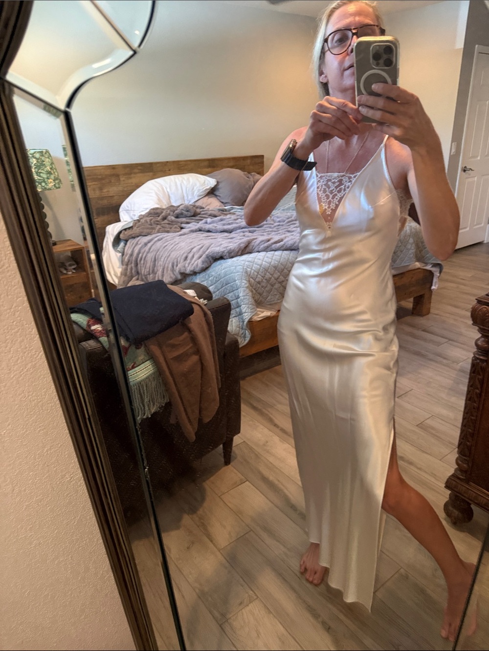 NWT Fleur du mal lace insert Gown size 2 - Picture 9 of 11